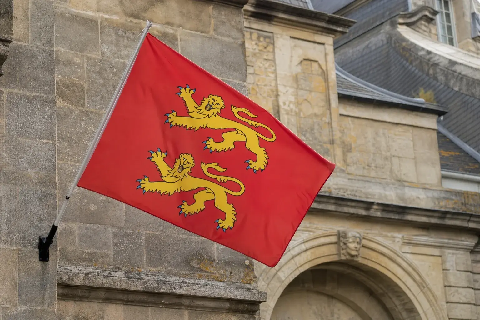 Drapeau normand : histoire et symbolique des léopards